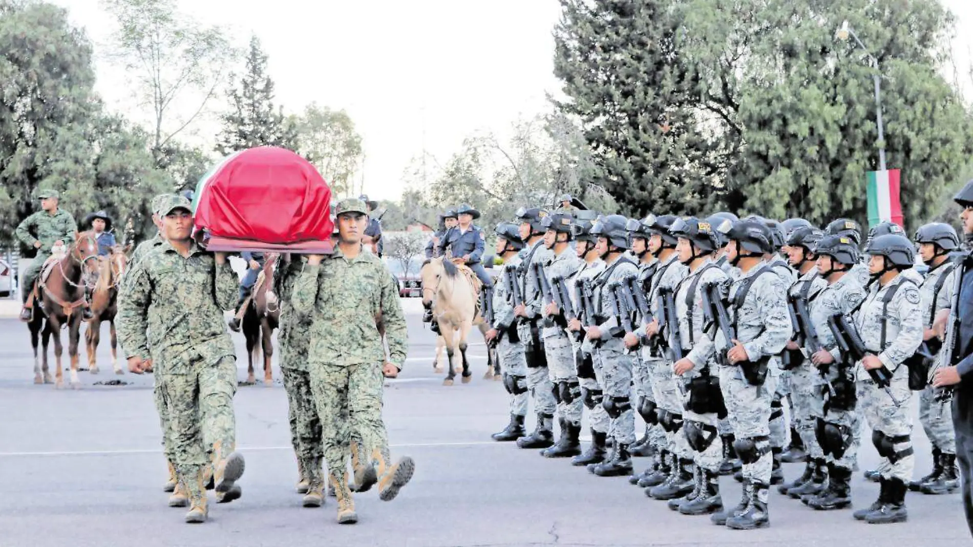 Homenaje póstumo a militar